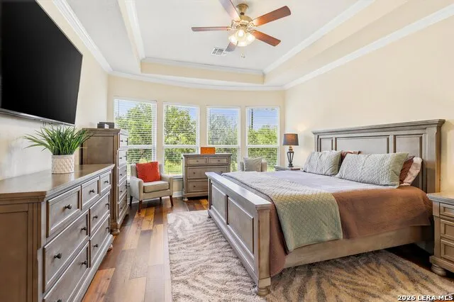 333 Cascade Trl Castroville, TX 78009