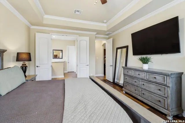 333 Cascade Trl Castroville, TX 78009