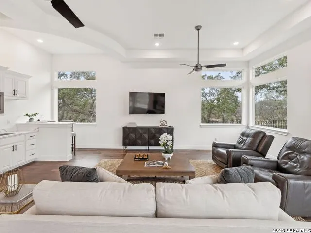 784 Ansley Forest Rd. Bulverde, TX 78163