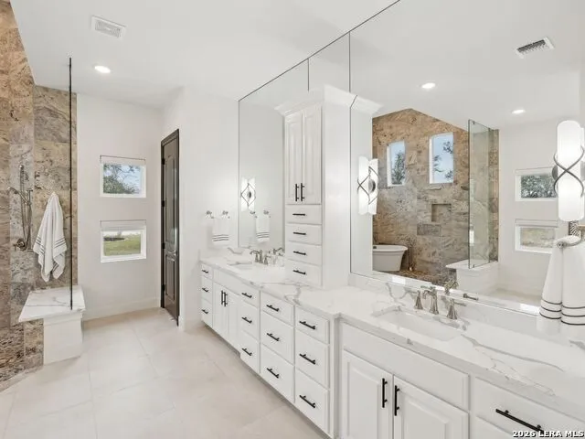 784 Ansley Forest Rd. Bulverde, TX 78163
