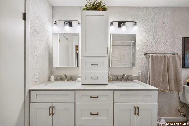 9532 WINDWOOD DR Boerne, TX 78006