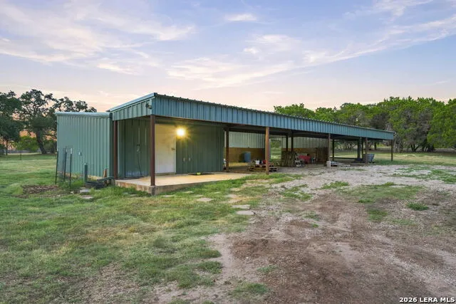 9532 WINDWOOD DR Boerne, TX 78006