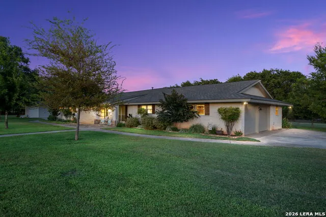 9532 WINDWOOD DR Boerne, TX 78006