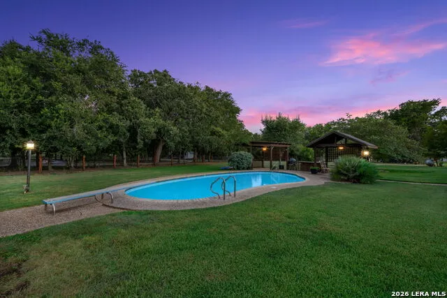 9532 WINDWOOD DR Boerne, TX 78006