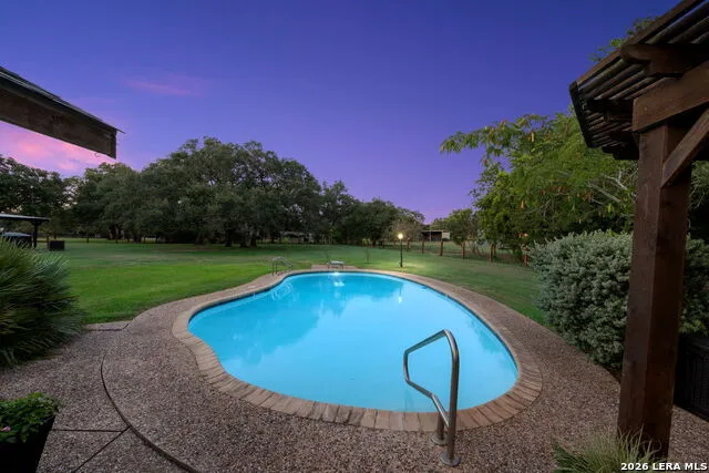 9532 WINDWOOD DR Boerne, TX 78006