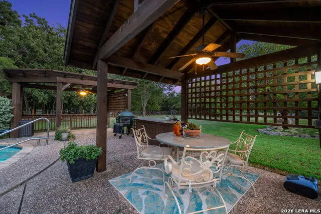 9532 WINDWOOD DR Boerne, TX 78006