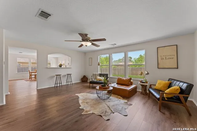 3445 Whisper Blf Schertz, TX 78108