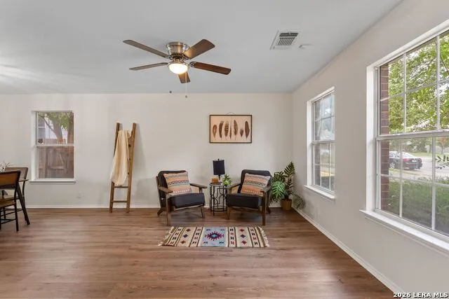 3445 Whisper Blf Schertz, TX 78108