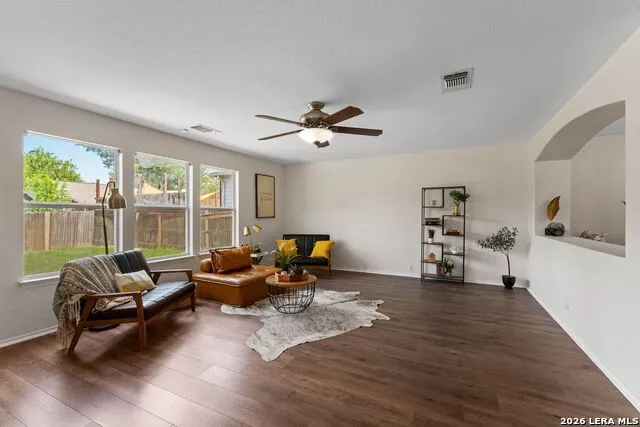 3445 Whisper Blf Schertz, TX 78108