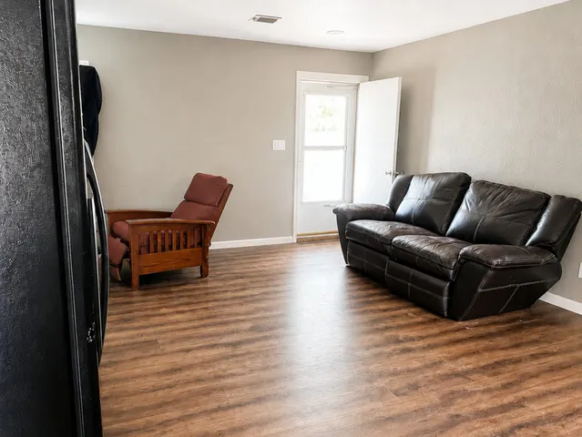 607 CONWAY DR San Marcos, TX 78666