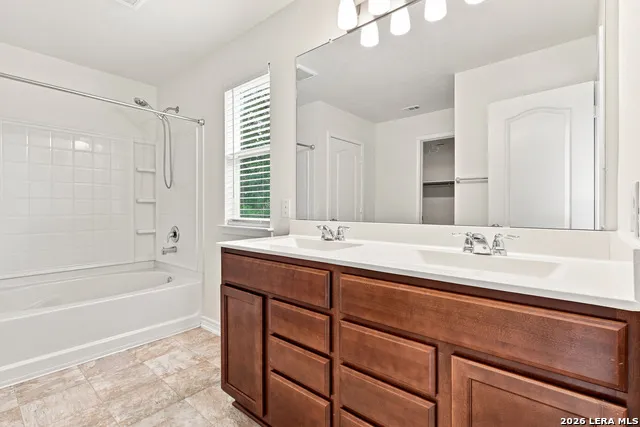 7954 HANGING BR San Antonio, TX 78253
