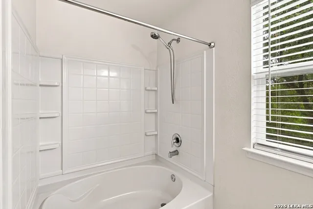 7954 HANGING BR San Antonio, TX 78253