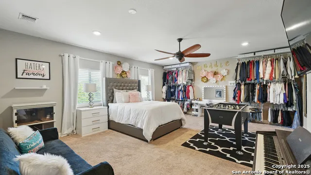 212 Wentworth Spring Branch, TX 78070
