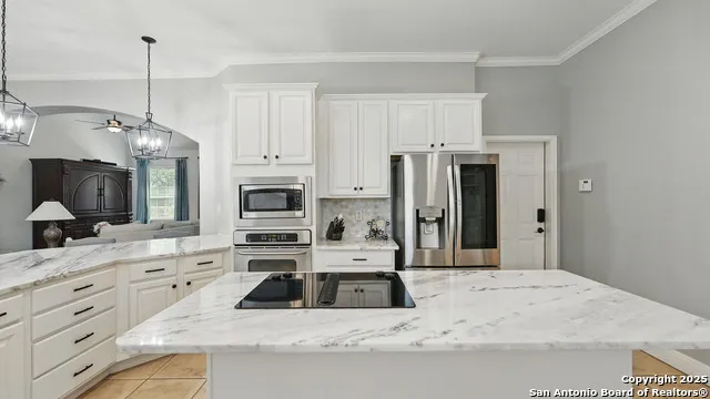 212 Wentworth Spring Branch, TX 78070