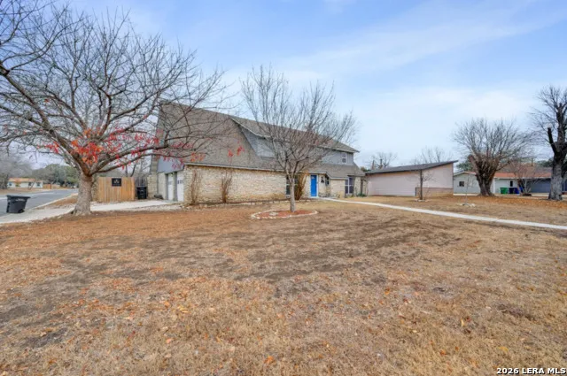 827 Briarcliff Dr San Antonio, TX 78213