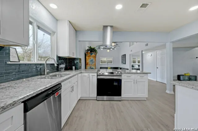 827 Briarcliff Dr San Antonio, TX 78213