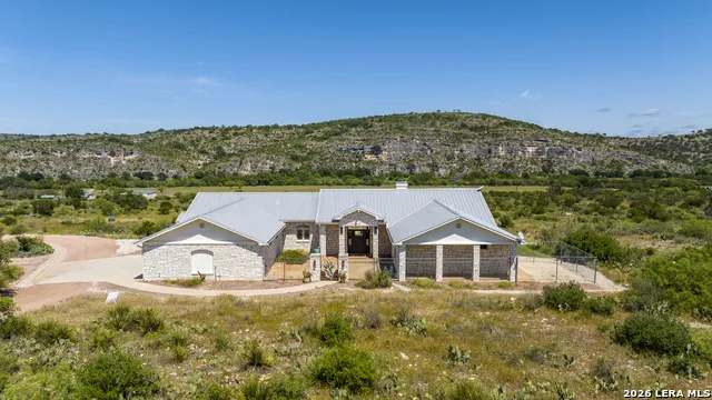 256 Persimmon Point Mason, TX 76856