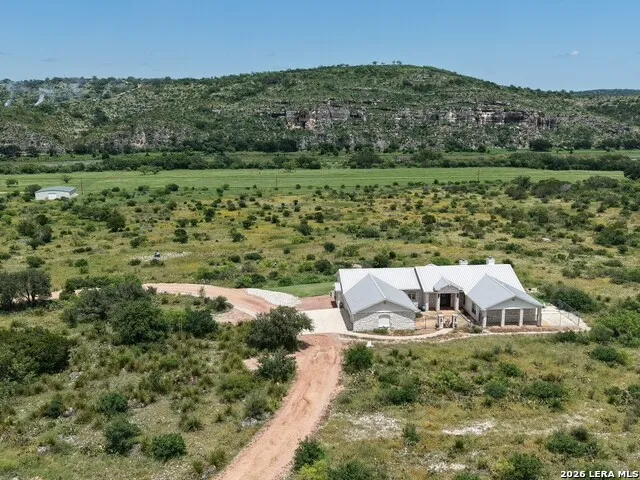 256 Persimmon Point Mason, TX 76856