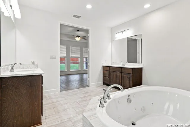 10014 ELLENORA PL Boerne, TX 78006
