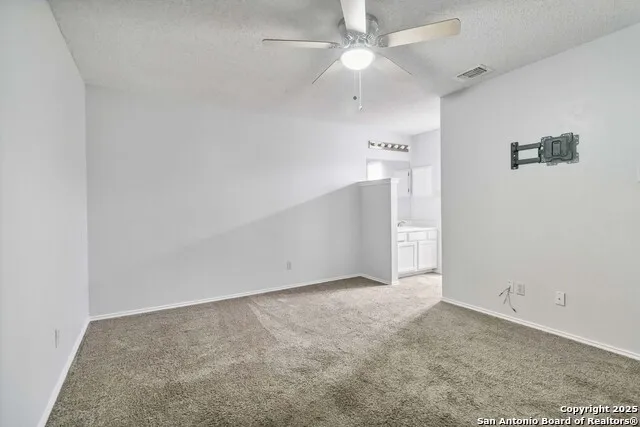 5322 MEDICAL DR #B-203 San Antonio, TX 78240