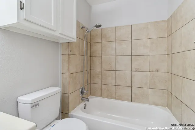 5322 MEDICAL DR #B-203 San Antonio, TX 78240