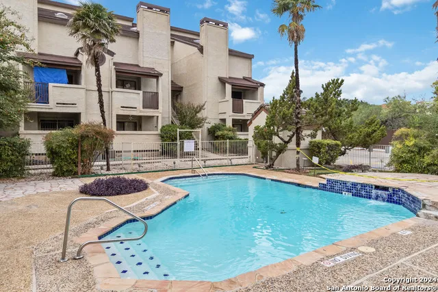 5322 MEDICAL DR #B-203 San Antonio, TX 78240