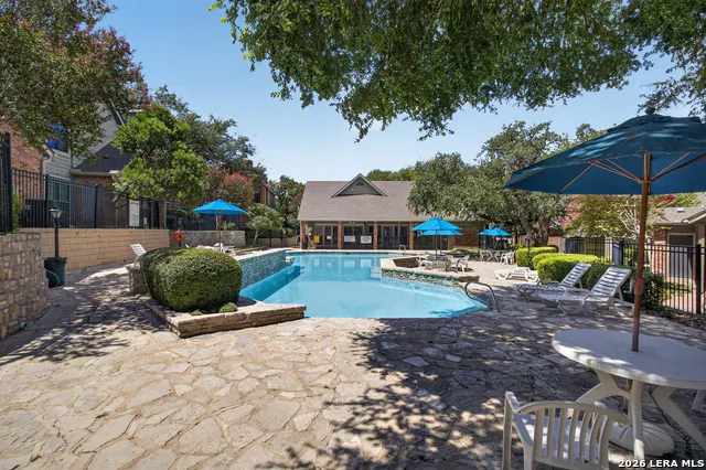 36 CHAPEL HILL CIR #36 San Antonio, TX 78240