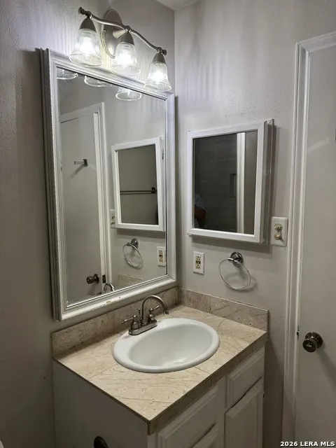 4803 Hamilton Wolfe #702 San Antonio, TX 78229