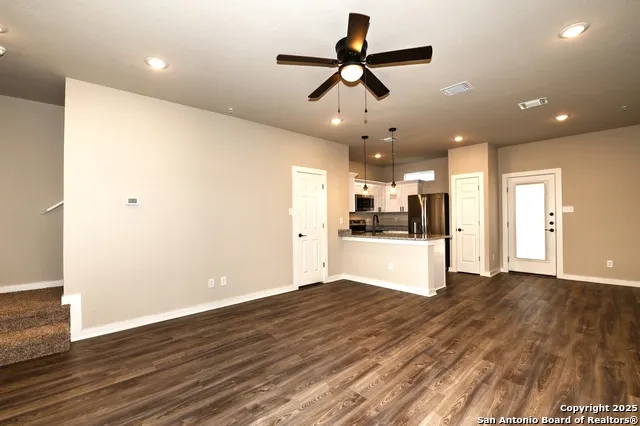 11322 Clearmine San Antonio, TX 78224