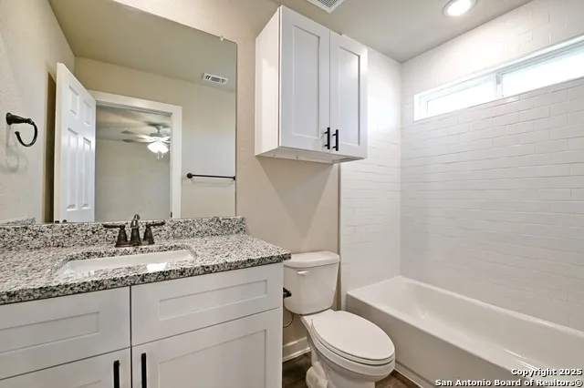11322 Clearmine San Antonio, TX 78224