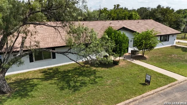 1405 CROCKETT ST Fredericksburg, TX 78624