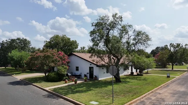 1405 CROCKETT ST Fredericksburg, TX 78624
