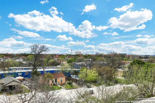 218 Pinckney St San Antonio, TX 78209