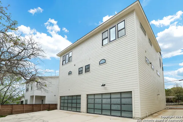 218 Pinckney St San Antonio, TX 78209