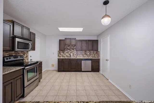 7025 Tourant San Antonio, TX 78240