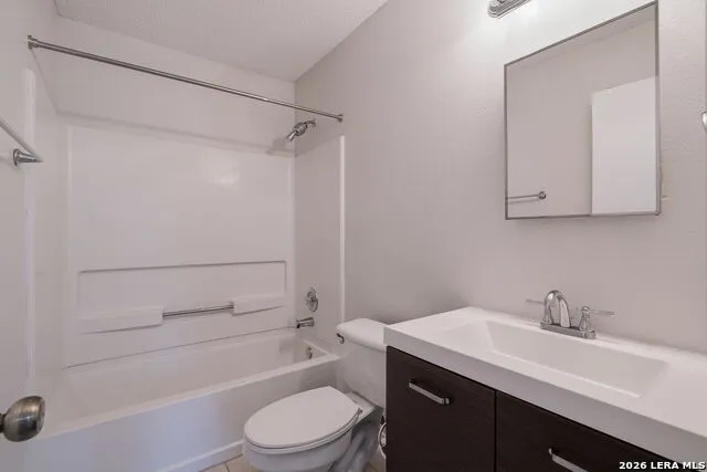7025 Tourant San Antonio, TX 78240