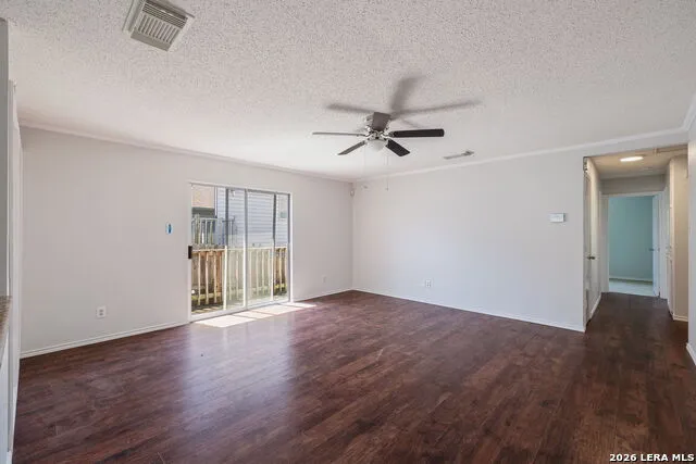 7025 Tourant San Antonio, TX 78240