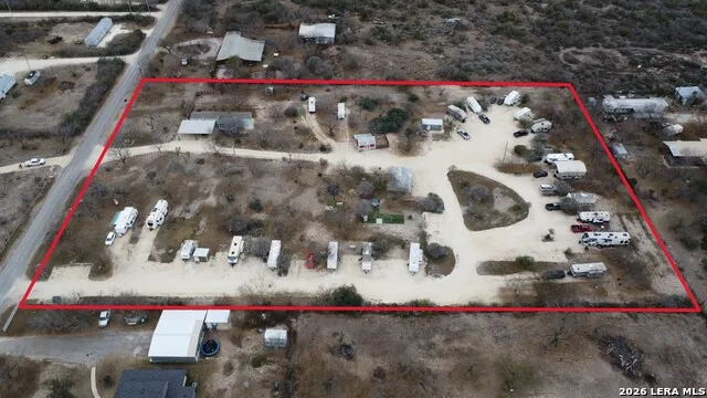 1574 WESTWARD TRL Uvalde, TX 78801