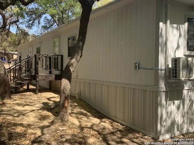 25315 Lynda Sue San Antonio, TX 78257