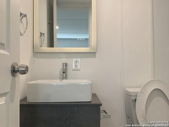 25315 Lynda Sue San Antonio, TX 78257