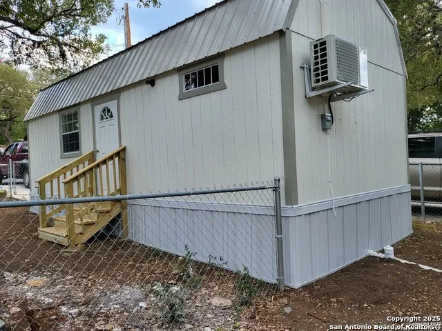 25315 Lynda Sue San Antonio, TX 78257