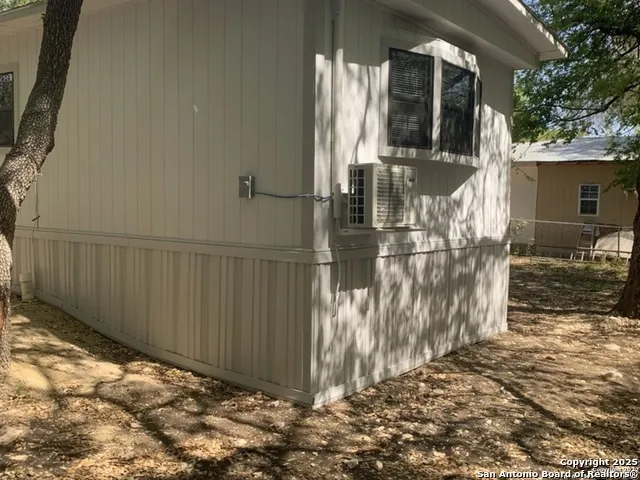 25315 Lynda Sue San Antonio, TX 78257