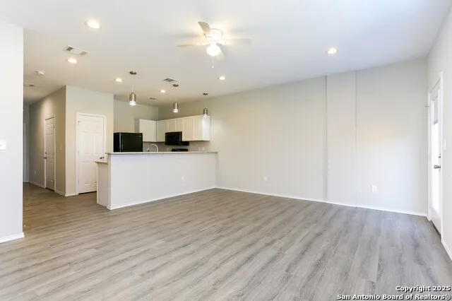 6922 Crestway Rd San Antonio, TX 78239
