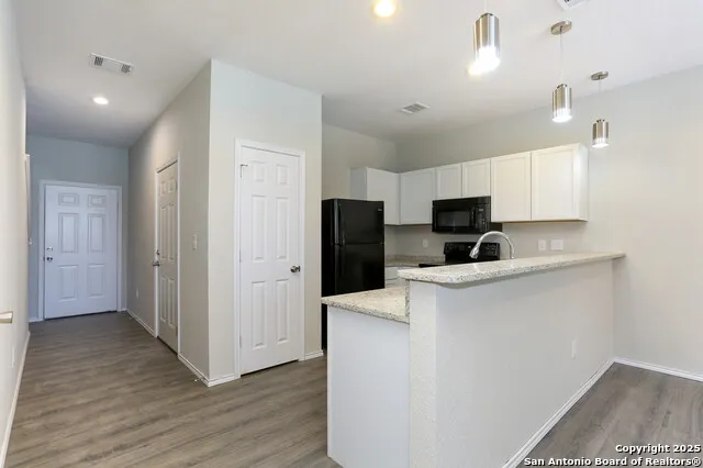 6922 Crestway Rd San Antonio, TX 78239