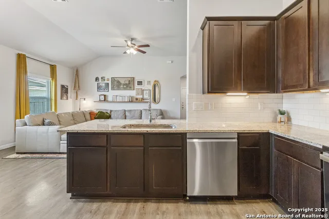 3417-3419 Lindsay Lane Seguin, TX 78155