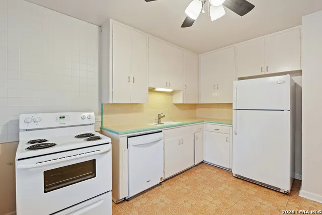 417 W Gramercy Place San Antonio, TX 78212