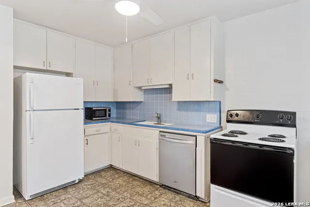 417 W Gramercy Place San Antonio, TX 78212