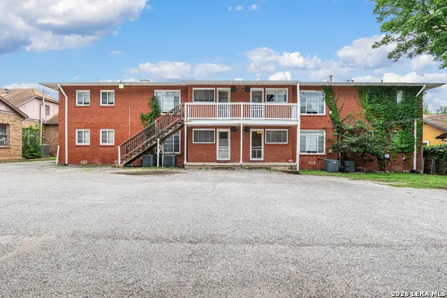 417 W Gramercy Place San Antonio, TX 78212