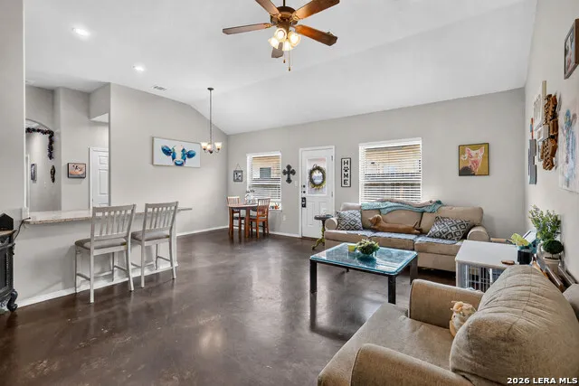 1125/1127 Stanley Way Seguin, TX 78155