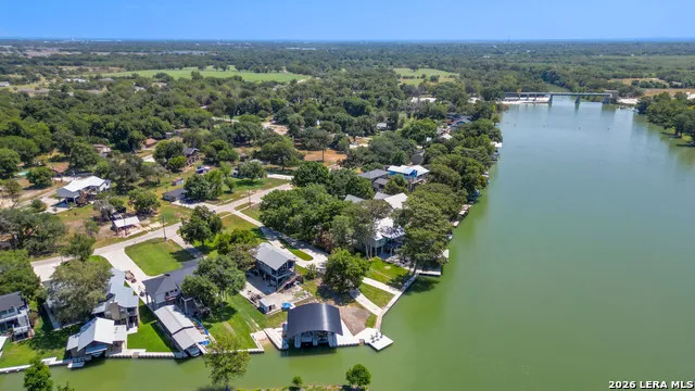 152 Lakeside Seguin, TX 78155